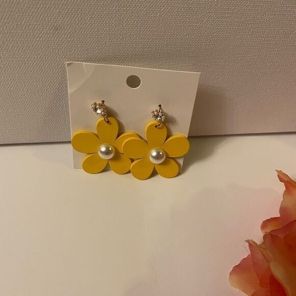 Thank you fashion earrings  - Picture 2 of 2